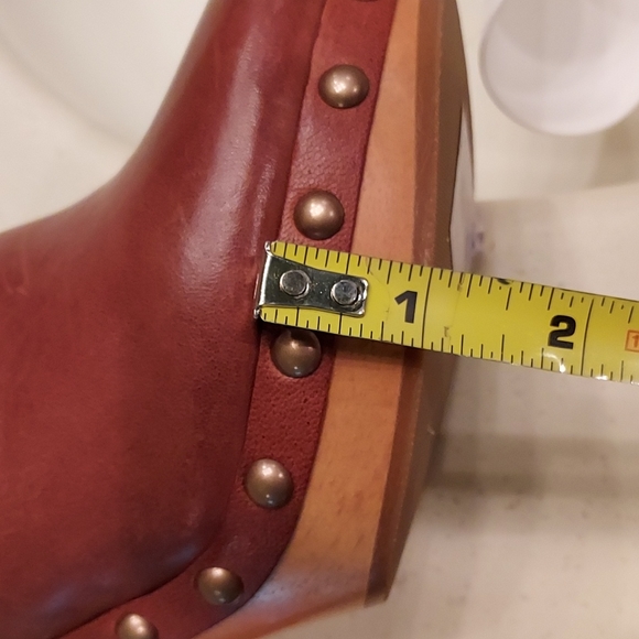 Coach-Georgia waxy leather mules.  Whiskey with soft lining and wood heel.  7. - Picture 15 of 15